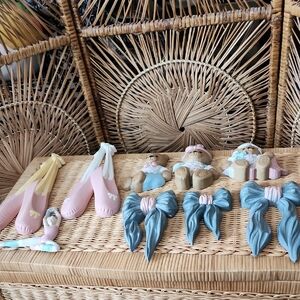 Set of 9 vintage Burwood/Homco plastic wall hangings - ballet, bears, bows